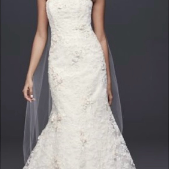 Oleg Cassini Dresses & Skirts - Ivory Floral Lace Wedding Gown